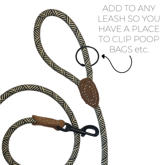 LEASH CLIP ATTACHMENT