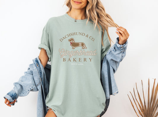 Dachshund Shirt - DACHSHUND GINGERBREAD BAKERY